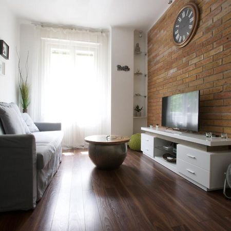 Standard Apartment By Hi5 - Nagymezo 11 Budapest Exterior photo