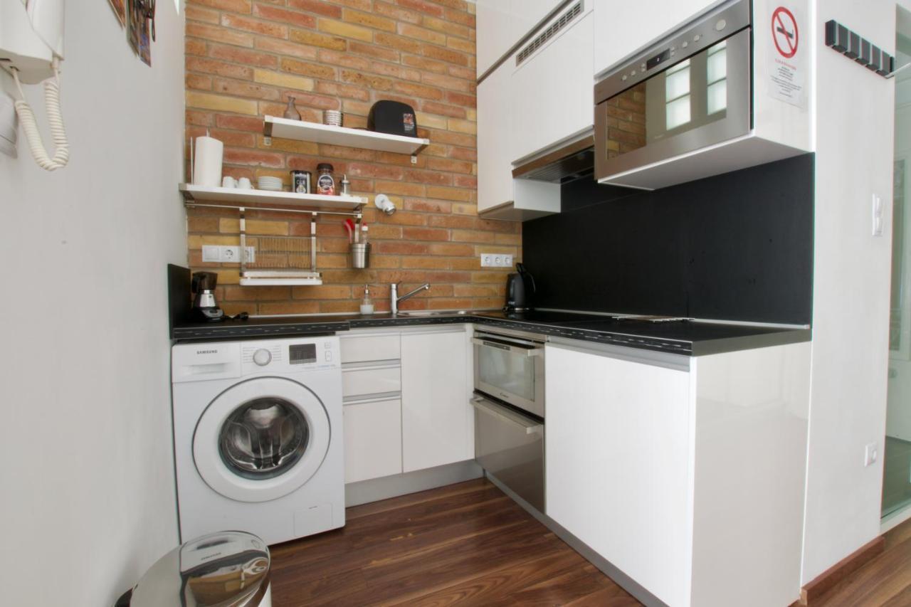 Standard Apartment By Hi5 - Nagymezo 11 Budapest Exterior photo